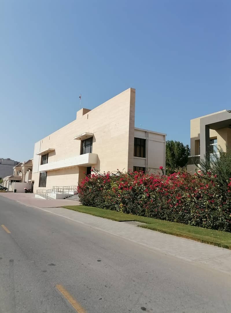 Huge & Spacious | Suitable for Nursery / Clinic / Restaurants / Big office | 19 BED Villa with Servant quarters | on Al Wasl Road