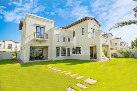 Affluent Villa in an Exclusive Community Affluent Villa in an Exclusive Community