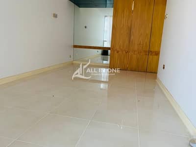 Life is Easier! Studio inclusive of Utilities! Life is Easier! Studio inclusive of Utilities!