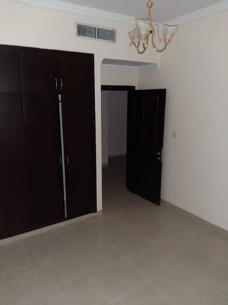 16 One Bedroom Apartment Available in Al Mankhool
