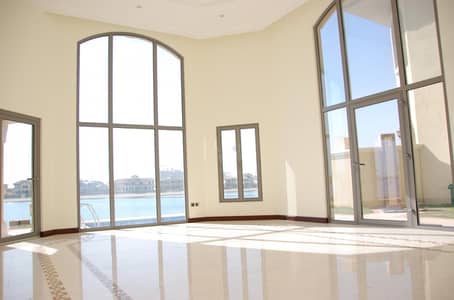 High Number | Marina Skyline View | Pool High Number | Marina Skyline View | Pool