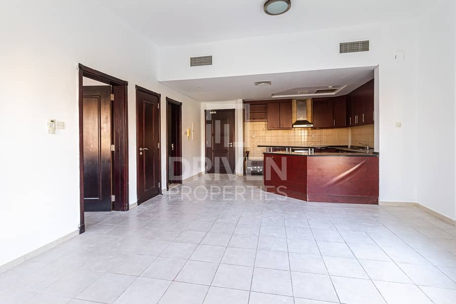 Bright and Well-maintained 1 Bedroom Apt