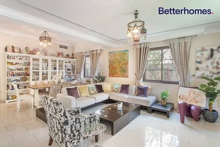 Perfect Location l Well Maintained l Landscaped Perfect Location l Well Maintained l Landscaped