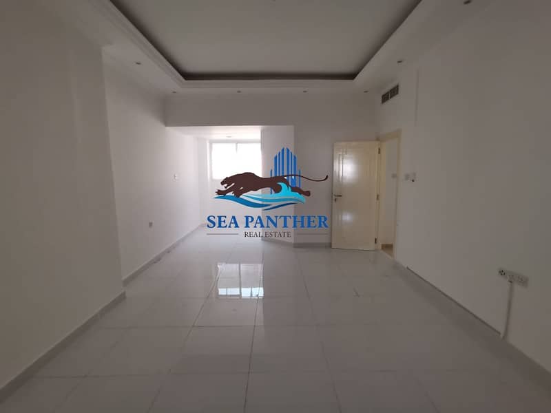 6 Huge 4 bedroom available for rent in Al Maktoum Residence Building Deira