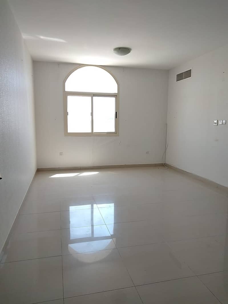 6 Charming Get 3bhk For family With Terrace at Baniyas East