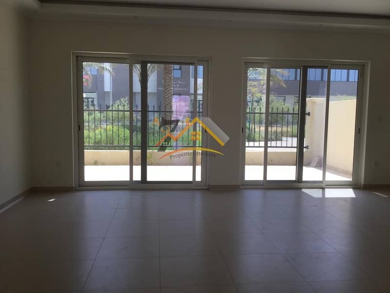 IN A BLOCK SINGLE ROW VILLA-3 BR+MAID ROOM FOR RENT IN WARSAN VILLAGE-INTERNATIONAL CITY 76K BY 4CHQ