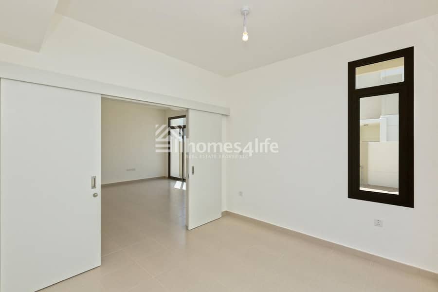 Beautiful  Townhouse l Newly Handed Over  | Call to View