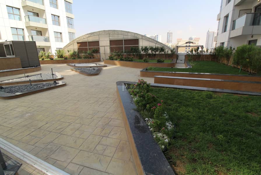Well Maintained Lavish Apartment|Pool View Well Maintained Lavish Apartment|Pool View