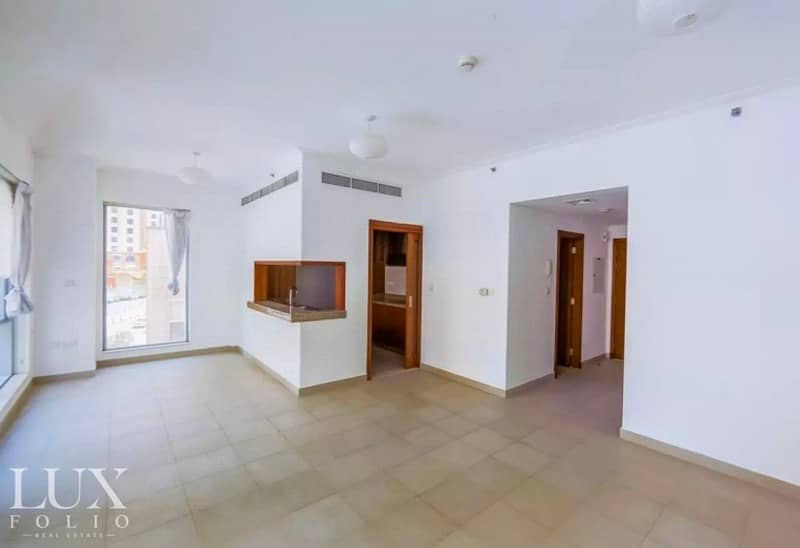 1 Bedroom - Spacious Apartment - Emaar