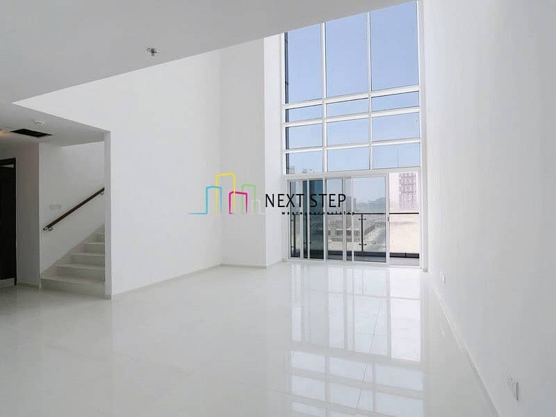 Hot Deal: Free-1 Month: 3 BR Townhouse with Great Amenities Hot Deal: Free-1 Month: 3 BR Townhouse with Great Amenities