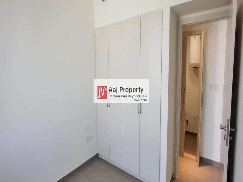 7 ONE BEDROOM DELIGHT | Direct on park & Nearby Mall !!