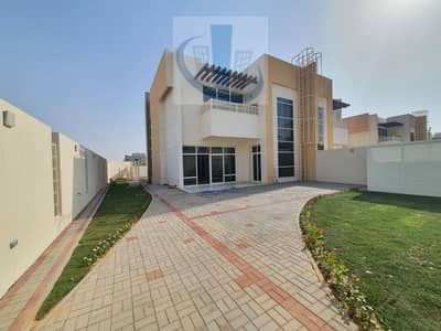 فيلا جديدة فاخرة 4 غرف نوم للإيجار في الطي فيلا جديدة فاخرة 4 غرف نوم للإيجار في الطي