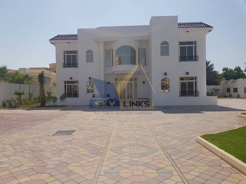 Beautiful 7 Bed Villa for rent in Al Barsha