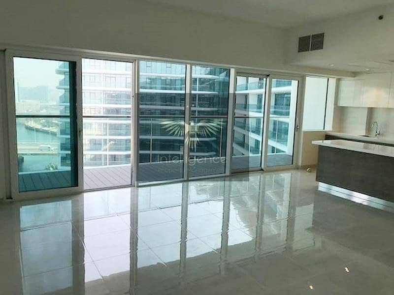 5 Amazing Deal! Huge Layout Unit with Full Sea View!