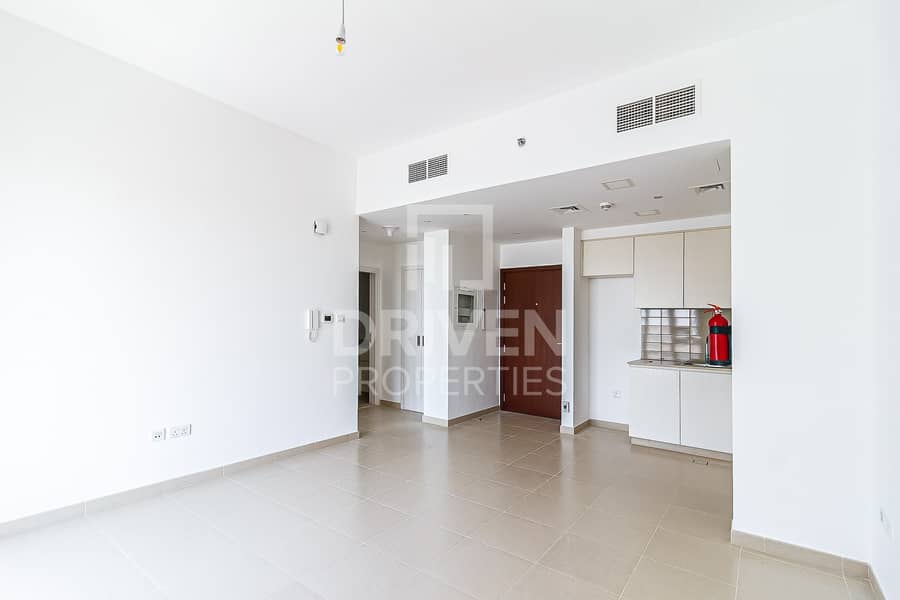 Modern Design and Brand New 1 Bedroom Apt