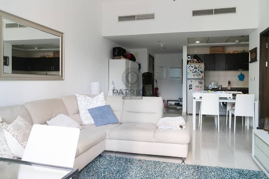 4 Large and Spacious 1 Bedroom apartment in the heart of Dubai Marina