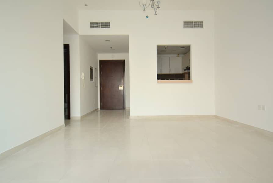 شقة في سيليكون هايتس 2،تلال السيليكون‬،واحة دبي للسيليكون 1 غرفة 33000 درهم - 4807997