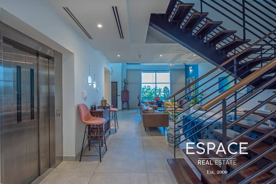 Ultra-Modern 4 Bedroom with Private Elevator