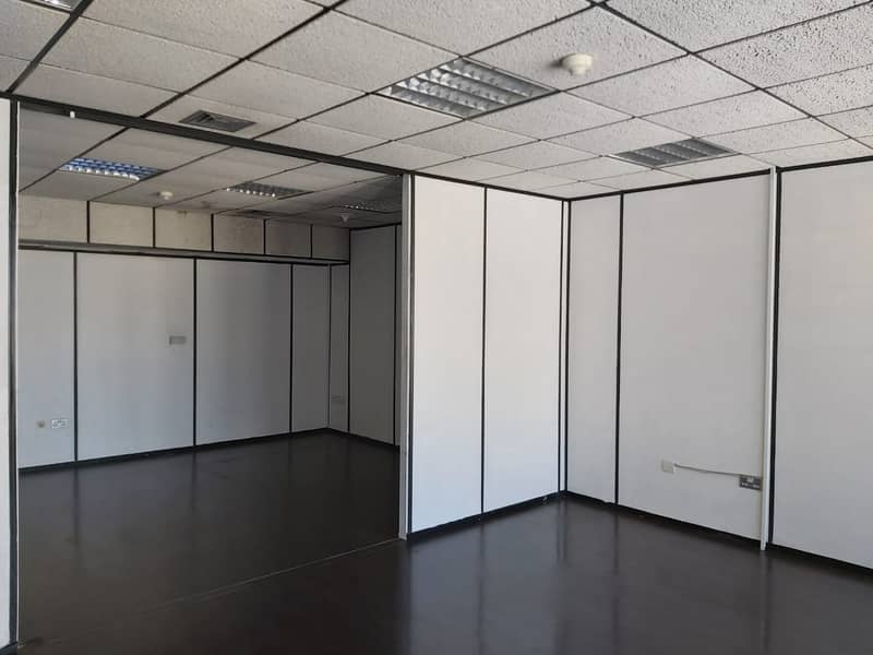 Best Deal 1805 Sqft Commercial Office for Rent in Chiller Free Building @ 65 per Sqft