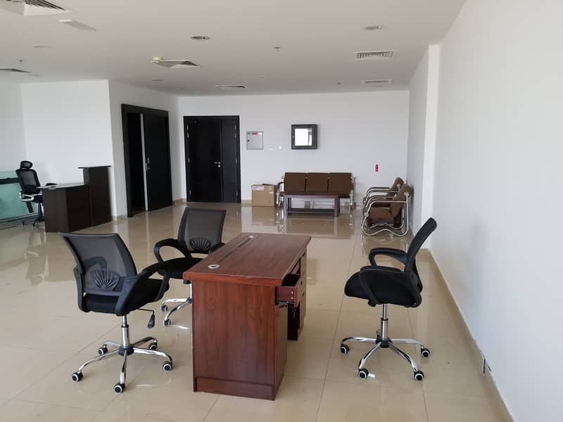 مكتب مجهز بالكامل للإيجار في واحة دبي للسيليكون