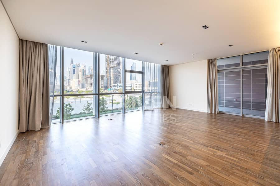 Spacious 1 Bedroom Apt | Arena and Burj View