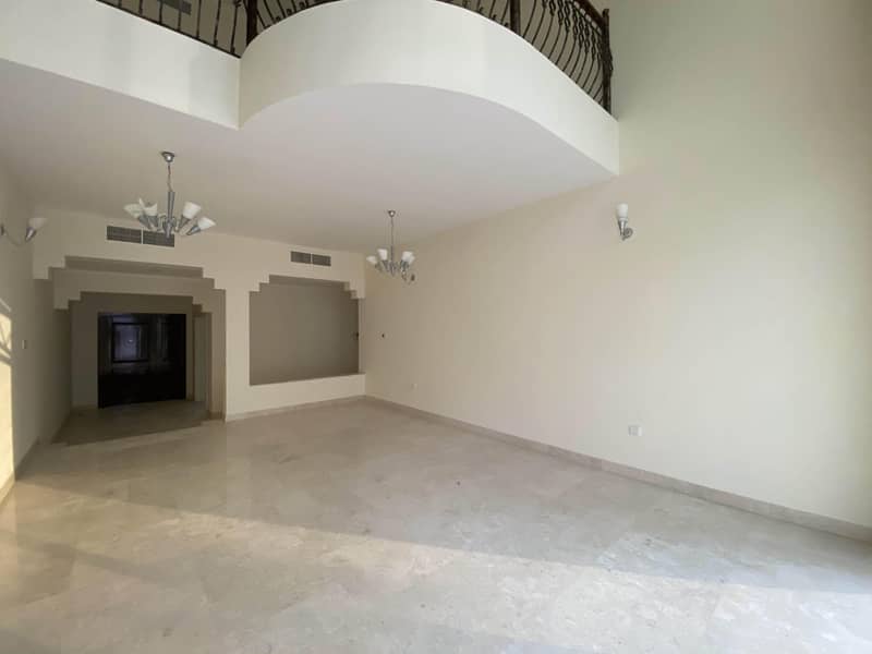 Pool Access | 4BR| Stylish Renovated Villa | Lamer Access |