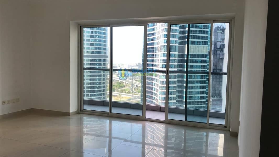 High Floor Largest Unit Full Canal View High Floor Largest Unit Full Canal View