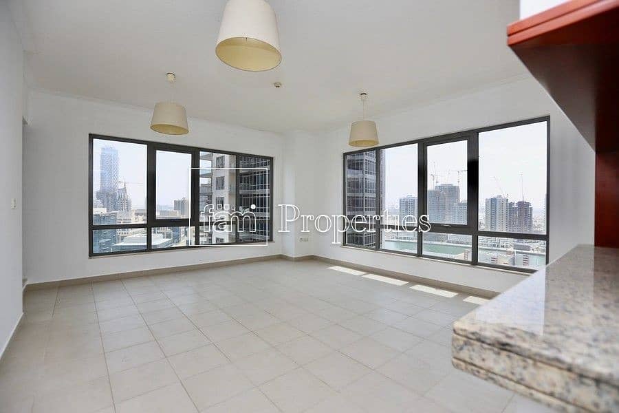 High floor 1BR with Park views I Vacant Now