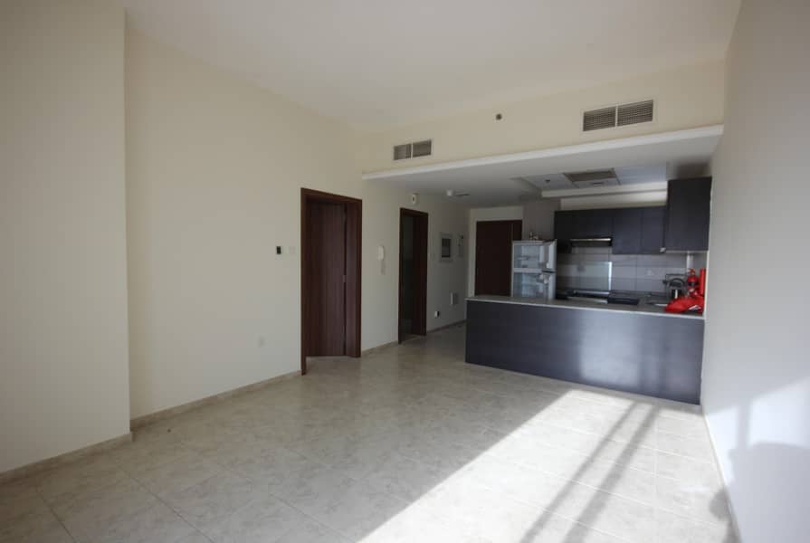 Kitchen Equipped 1BR Apartment for rent in JVT