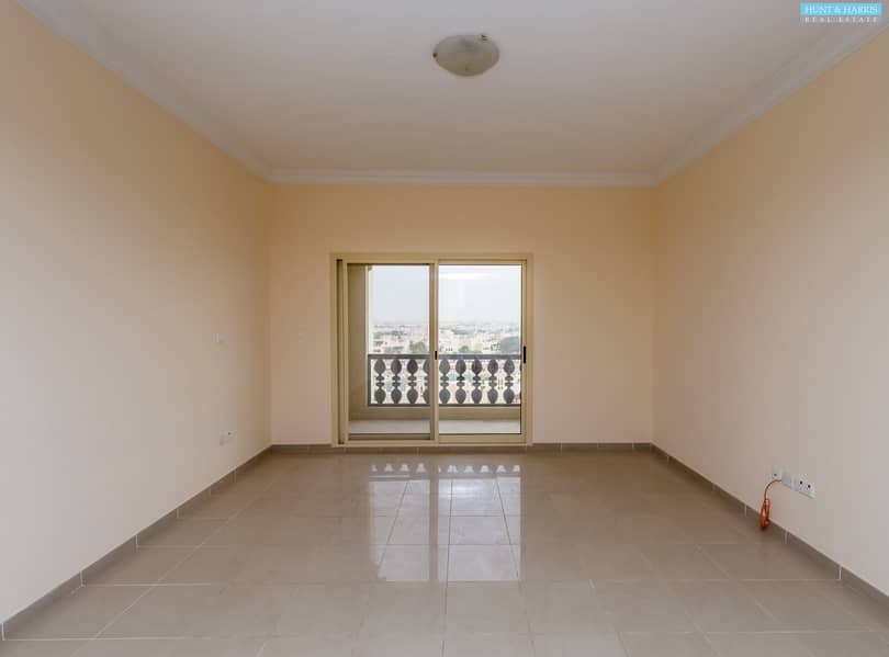 2 bedroom Marina - Mid Floor - Large balcony