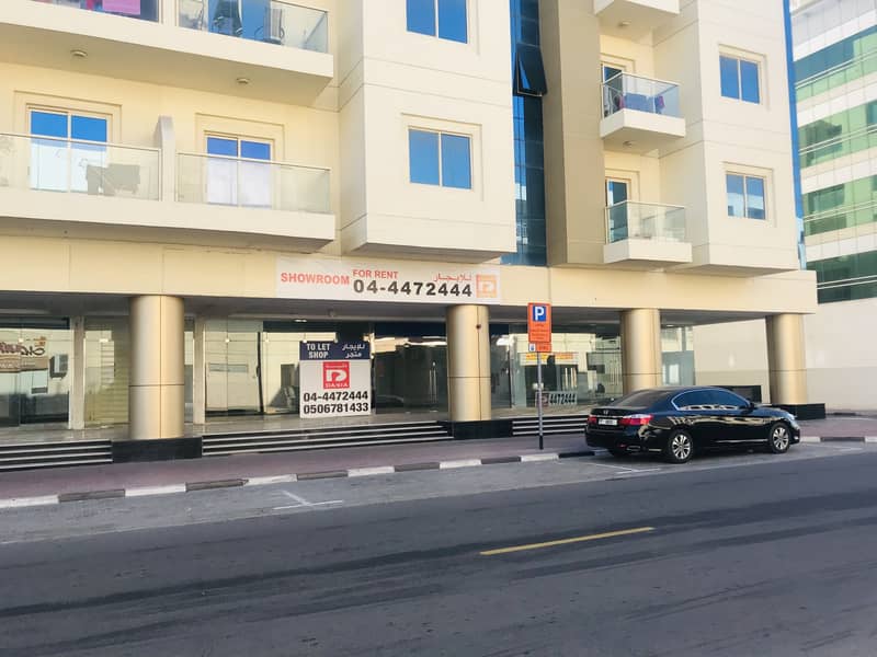 39 Shop for rent in Karama