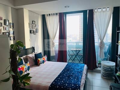 Fully Furnished || Spacious Studio || Lake View Fully Furnished || Spacious Studio || Lake View