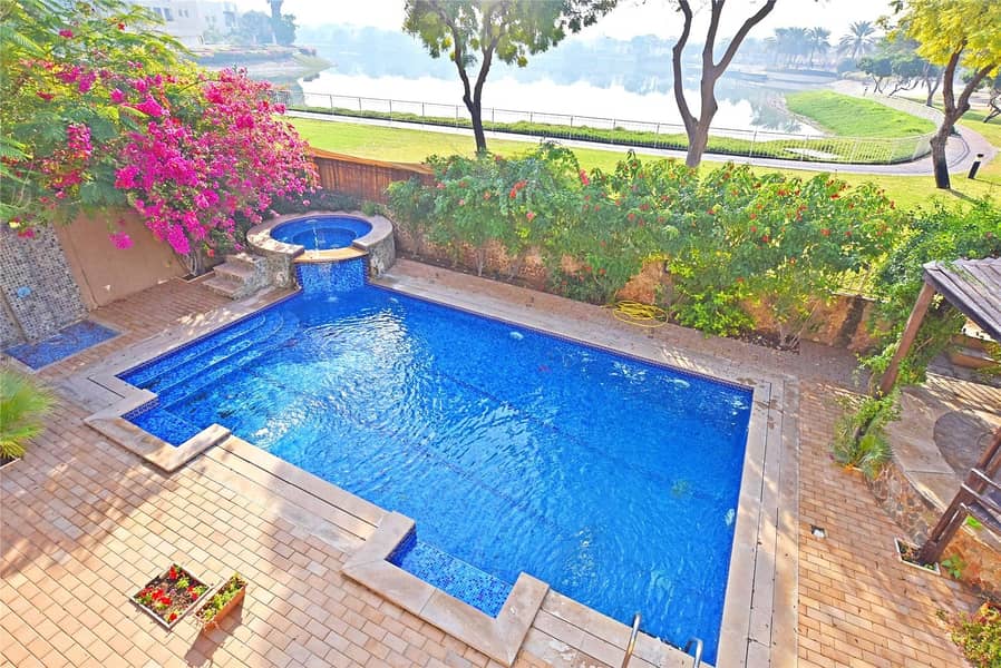Upgraded | Private Pool | Lake Views | 4 Bedrooms Upgraded | Private Pool | Lake Views | 4 Bedrooms