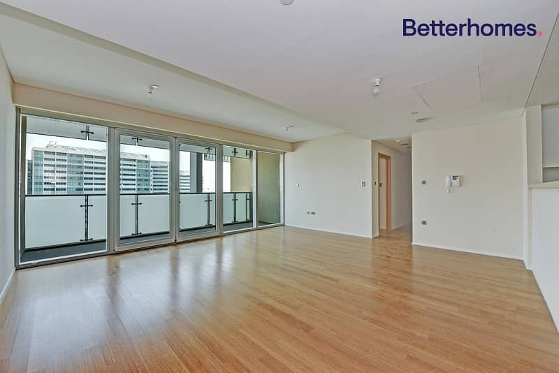 Great Opportunity to invest| High Floor |sea view 2 beds
