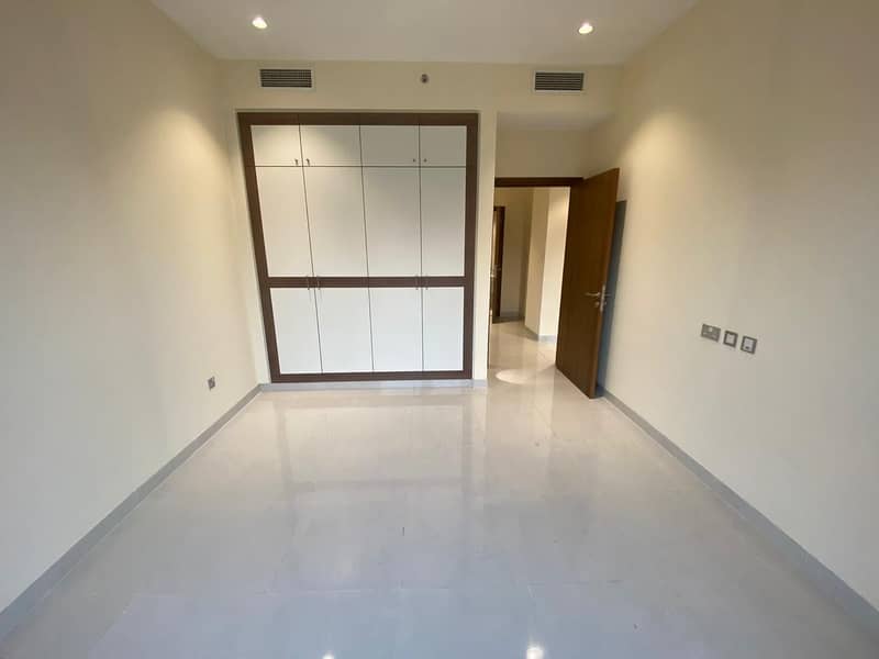 CHILLER FREE BRAND NEW BUILDING 3BHK JUST IN 80K