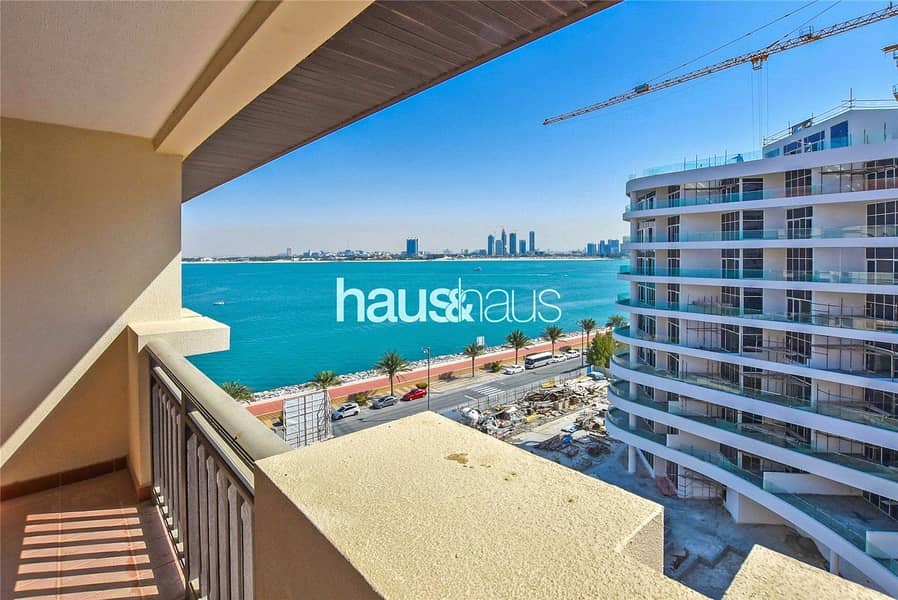 Amazing Deal | Beach and Pool | Sea view