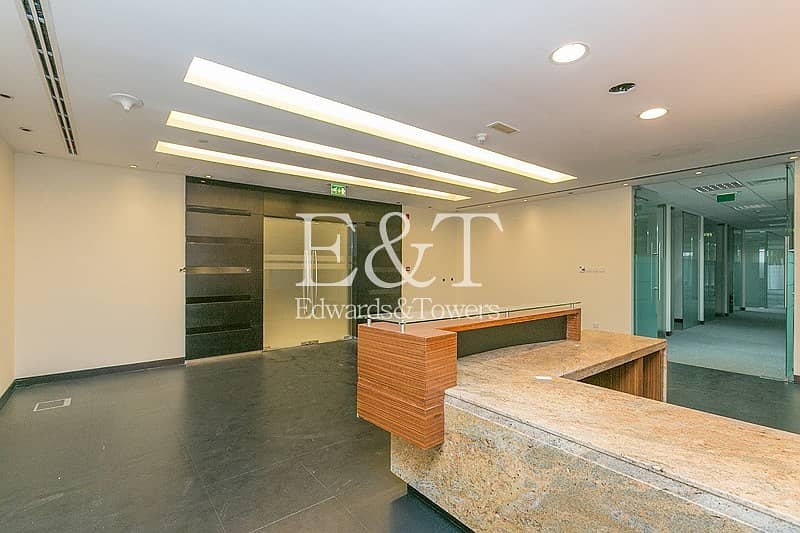 17 Fully Fitted Office rent in Emaar Square | DT