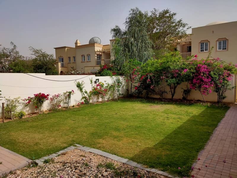 Beautiful layout Type 3M I Well maintained Garden I Nice Location Beautiful layout Type 3M I Well maintained Garden I Nice Location