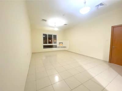 MASSIVE 1BR | SEPARATE KITCHEN MASSIVE 1BR | SEPARATE KITCHEN