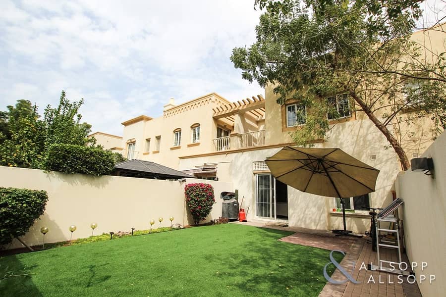 2 Bedroom | Springs 12 | Landscaped Garden