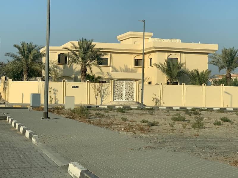 VILLAH   FOR SALE IN AL TALA AREA ( SHJ)