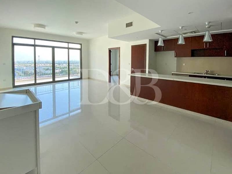 AVAILABLE NOW | PRIVATE ROOF TERRACE | HIGH FLOOR