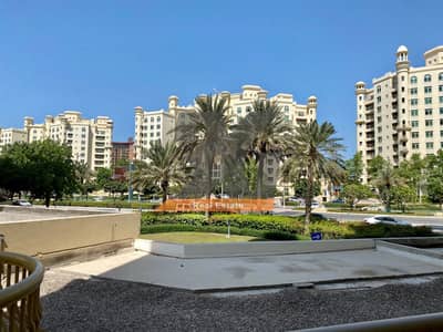 Bright 3 bed with maid's room in Palm Shoreline Bright 3 bed with maid's room in Palm Shoreline