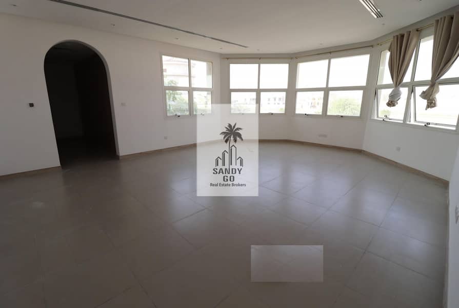 21 Big plot |5 Bedrooms Villa | Nad Al Sheba 4