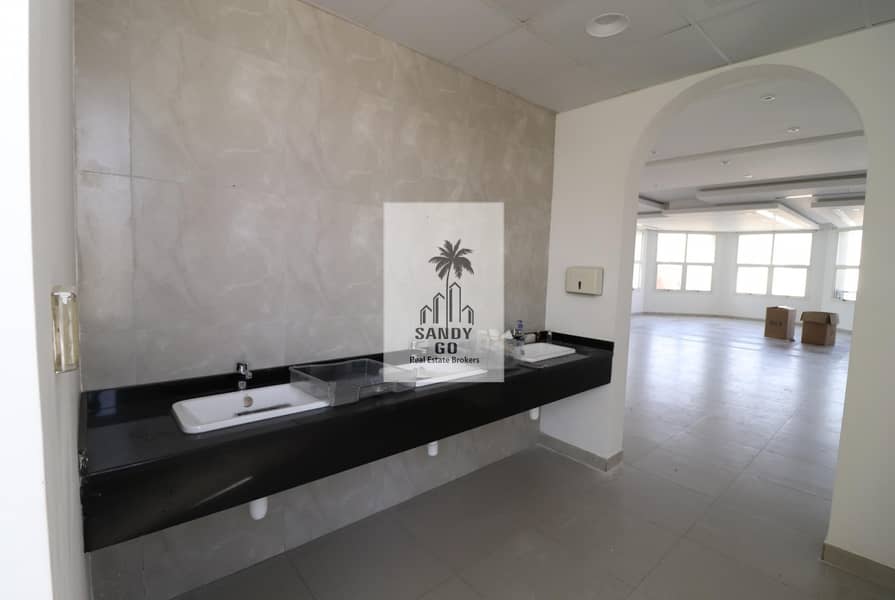 19 Big plot |5 Bedrooms Villa | Nad Al Sheba 4