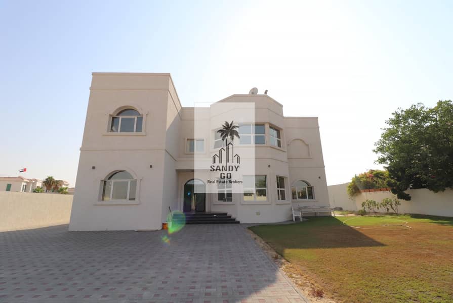 24 Big plot |5 Bedrooms Villa | Nad Al Sheba 4