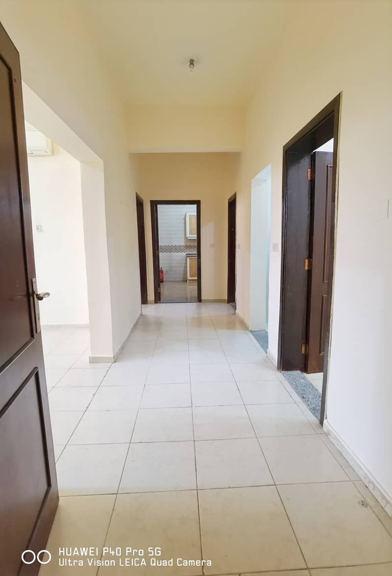 EXCELLENT LAVISH 2BHK WITH SEPARATE LIVING ROOM GROUND FLOOR OF VILLA CLOSE TO SHAIKH FATIMA MOSQUE AT MBZ 52K