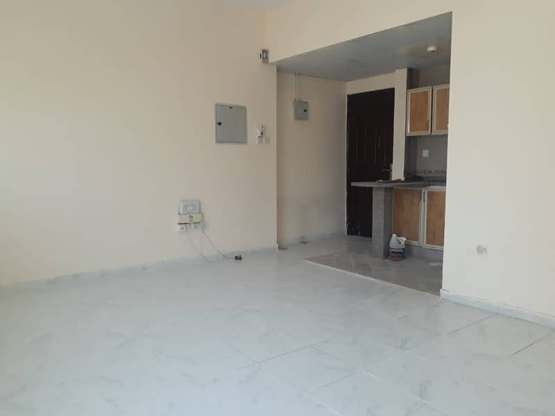 Квартира в Мувайле, 13000 AED - 4760206