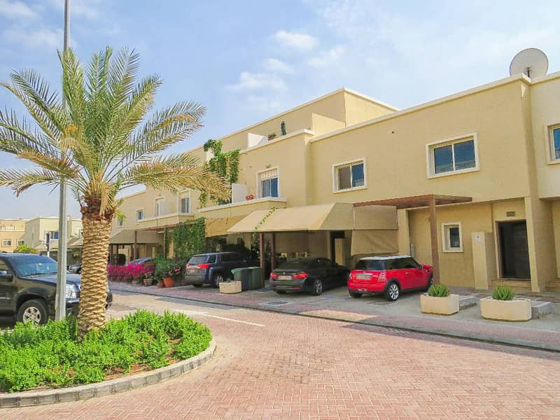 3BR Single Row in Arabian Style Al Reef!