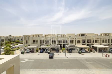 Single Row | 3 Bed Townhouse plus Maid Room Single Row | 3 Bed Townhouse plus Maid Room